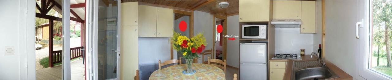 Camping Les Lacs De Courtes Hotel Estang Exterior photo